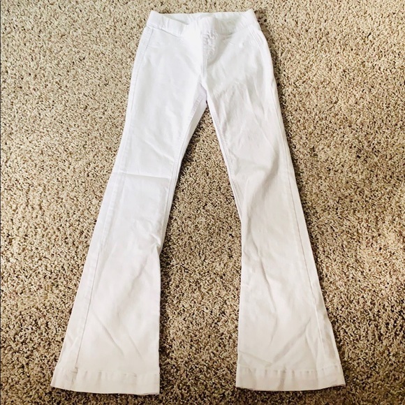 Cello Denim - EUC Cello SIZE S White Flare Stretch Waist Jeans